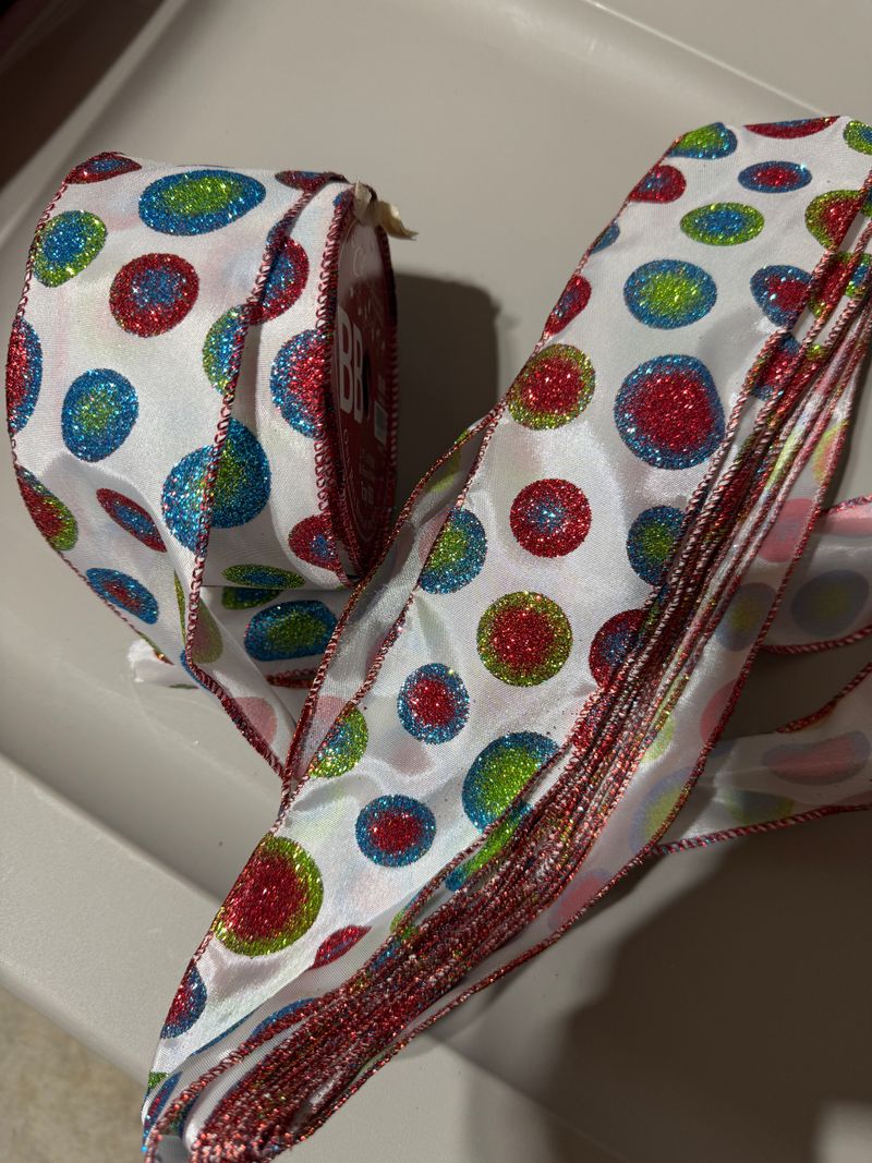 20 yds Xmas ribbon, used in tree once