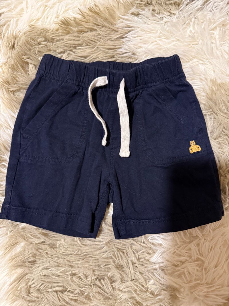 Baby Gap Size 18-24. small stain on the top of back 18 Months