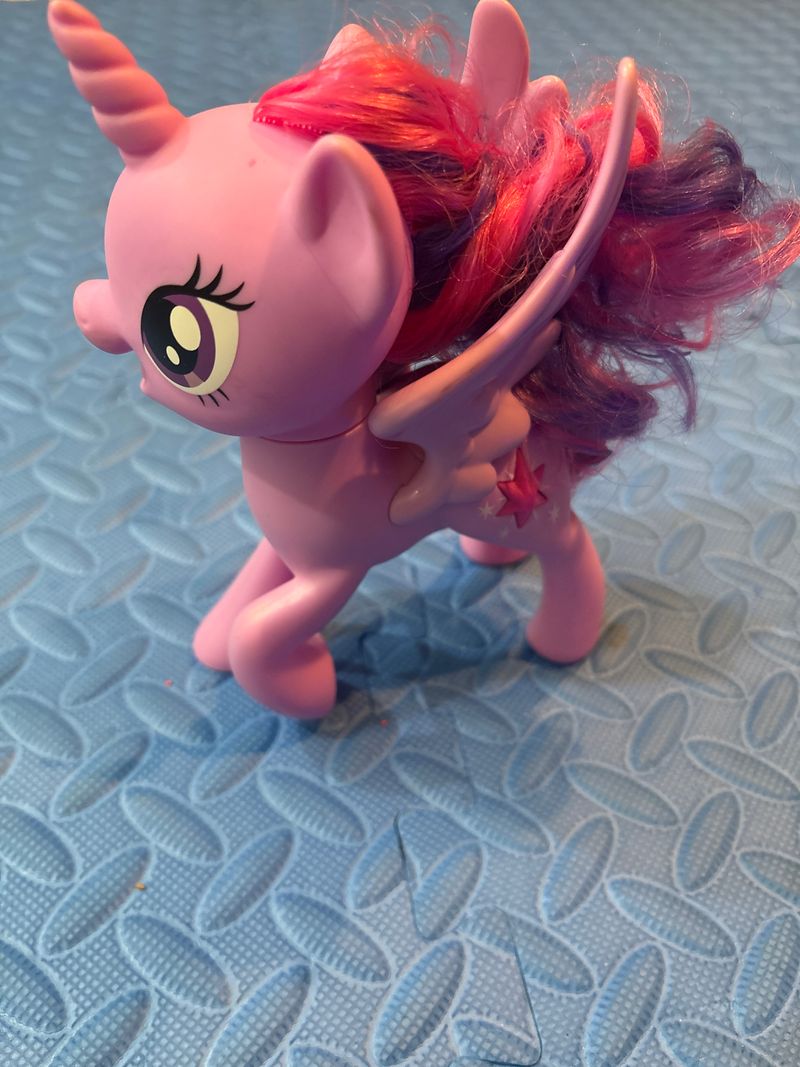 My Little Pony Talking My Little Pony figure Figures and Animals