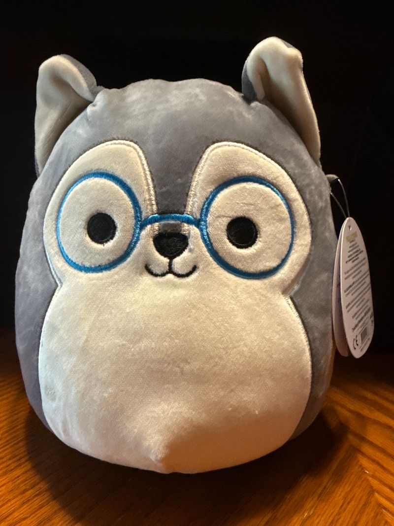 Squishmallow Ryan- Husky 8 in Color: Gray NWT Plush Toys