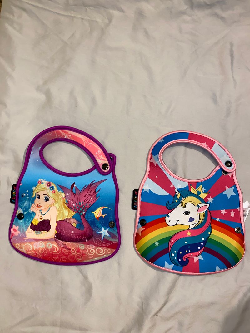 Agsdon turns into thermal holder with snaps/ bib Mermaid and unicorn multi use snap bib reversible with handle