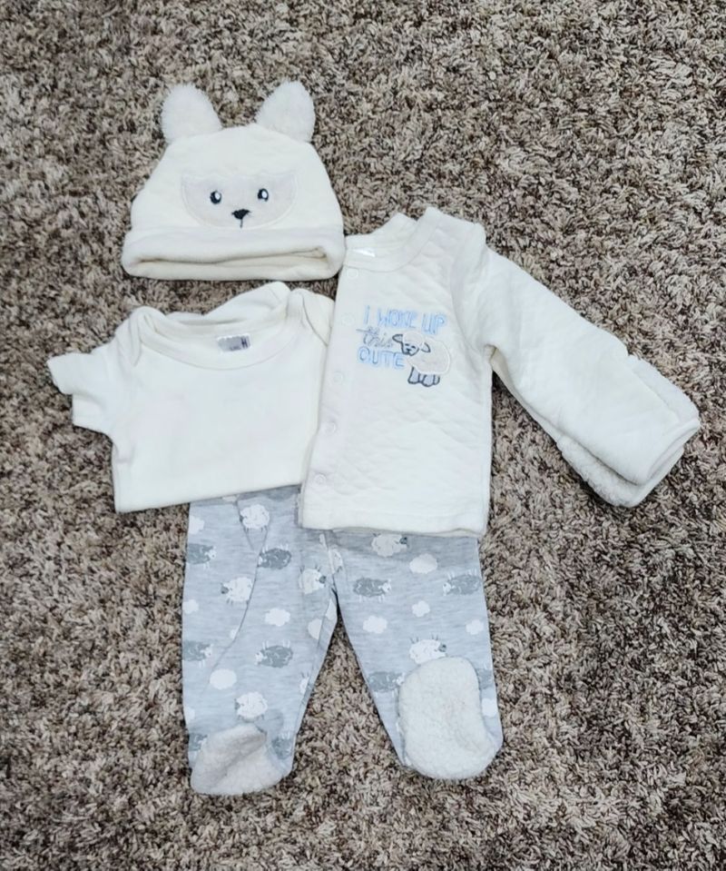 0-3 month. Winter set. Onsie, footed pants, quilted jacket, quilted hat Newborn