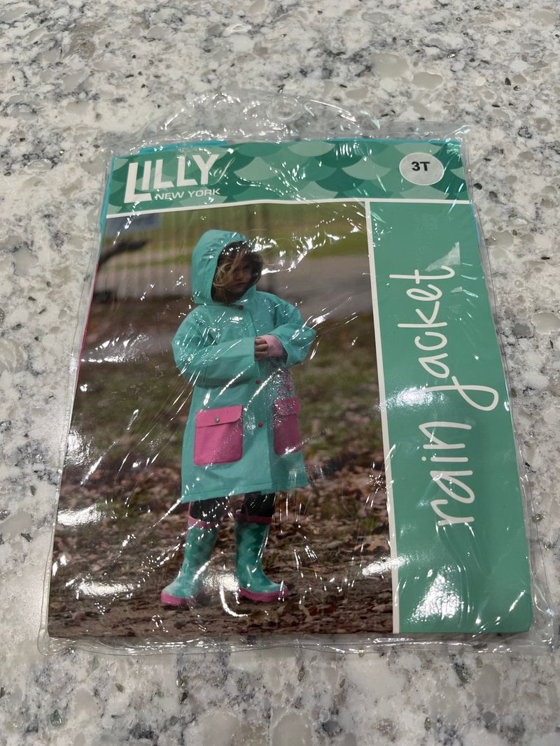 Lilly of New York NWT rain jacket 3T