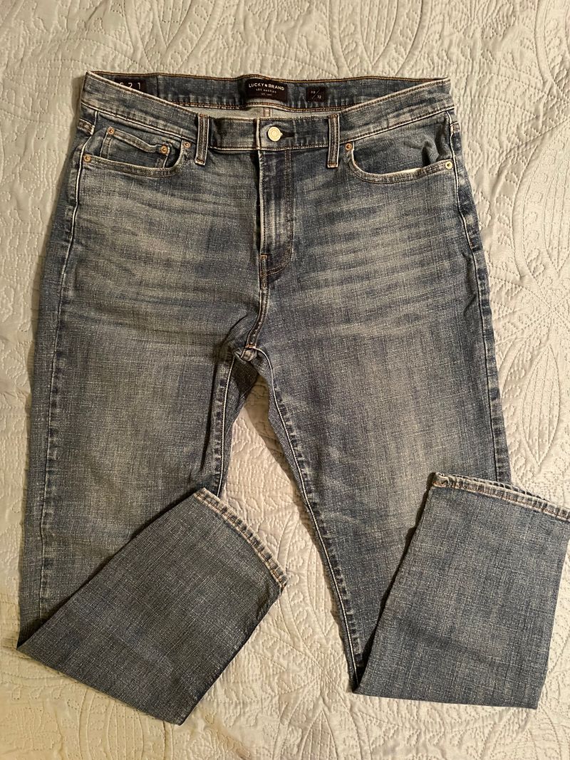Lucky Brand 221 straight fit jeans, 38/32 38
