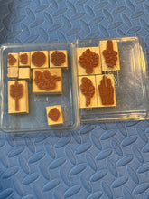 Load image into Gallery viewer, Stampin Up NIB-13 Stampin Up flower stamps
