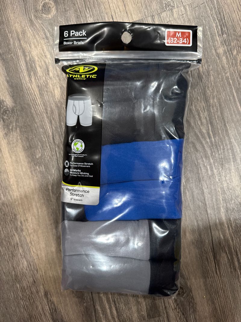 Athletic Works M 32-34 performance stretch NIP 6 pack. Brand new. Never opened. 9 in inseam. Men's - M