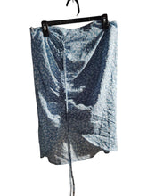 Load image into Gallery viewer, Cider nwot skirt very beautiful blue and white Flowers Women&#39;s - XL
