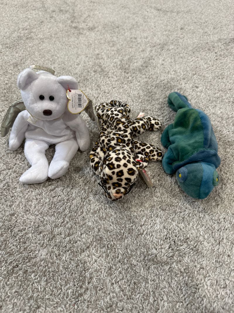 Beanie Babies Halo II, Freckles and Rainbow Plush Toys