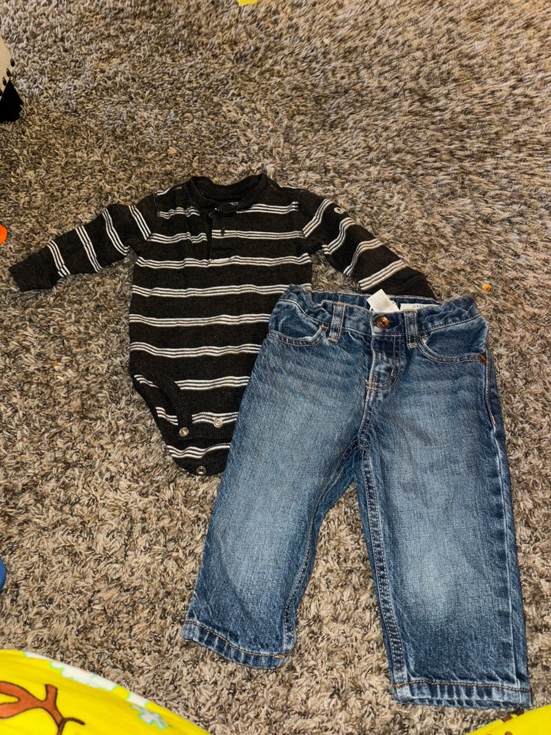 OSH KOSH Matching outfit 9 Months