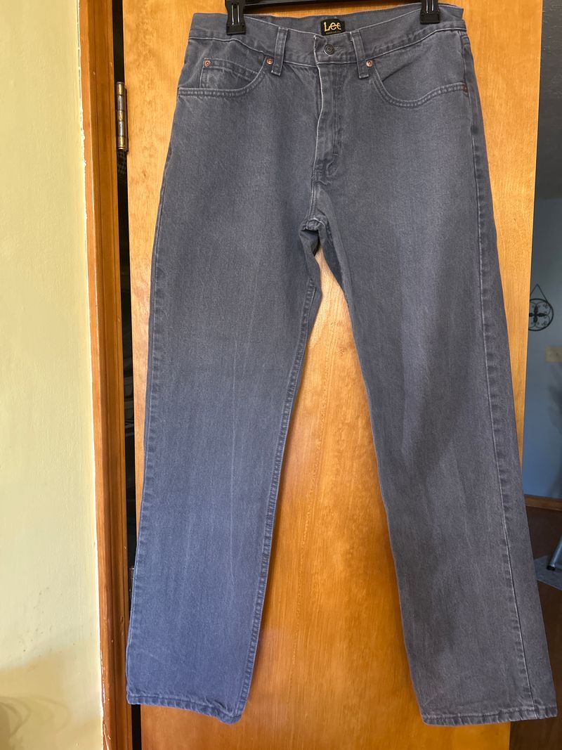 Lee Gray jeans size 32 x 32  32
