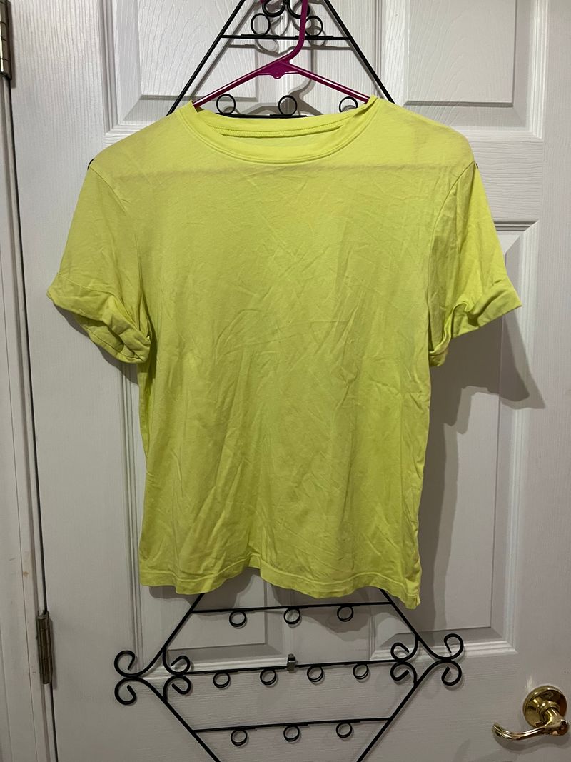 A New Day size XS neon yellow T-shirt SMR Women's - XS