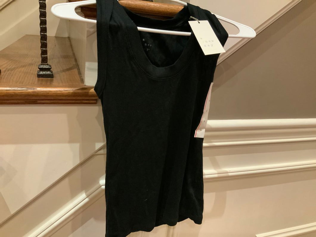 A New Day black tank cropped  Women's - XS