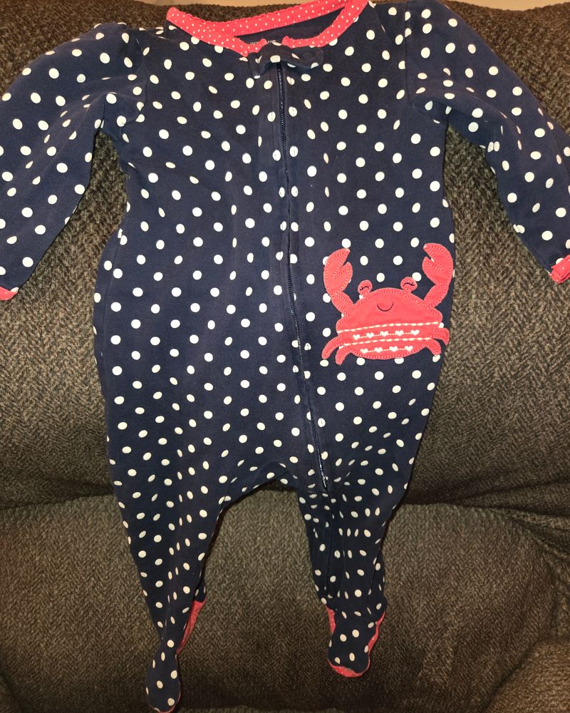 . Navy and pink pokadot sleeper thin 9 Months