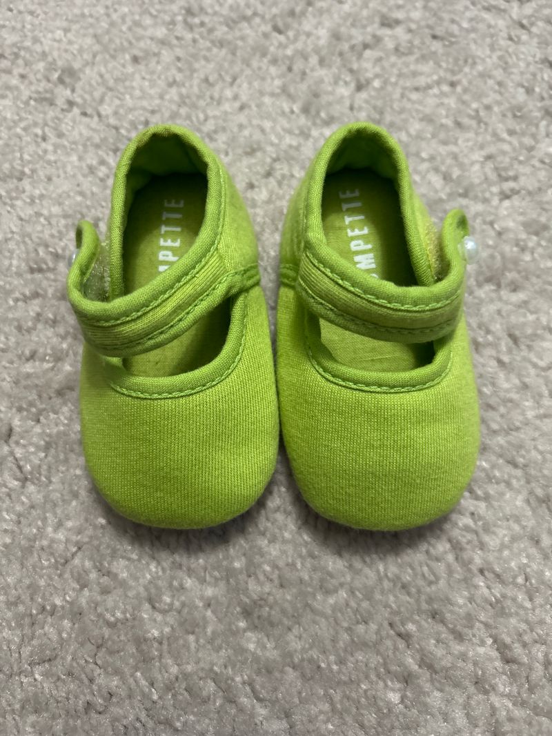 0-3 months, Baby girl flats, green  1 (Infant Shoe)