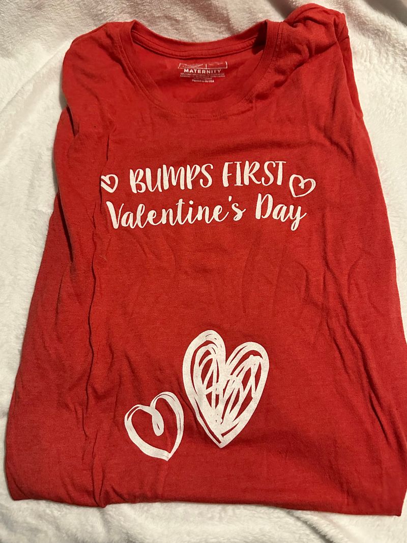 xxl maternity shirt Bumps First Valentines Day worn twice Women's XXL 18