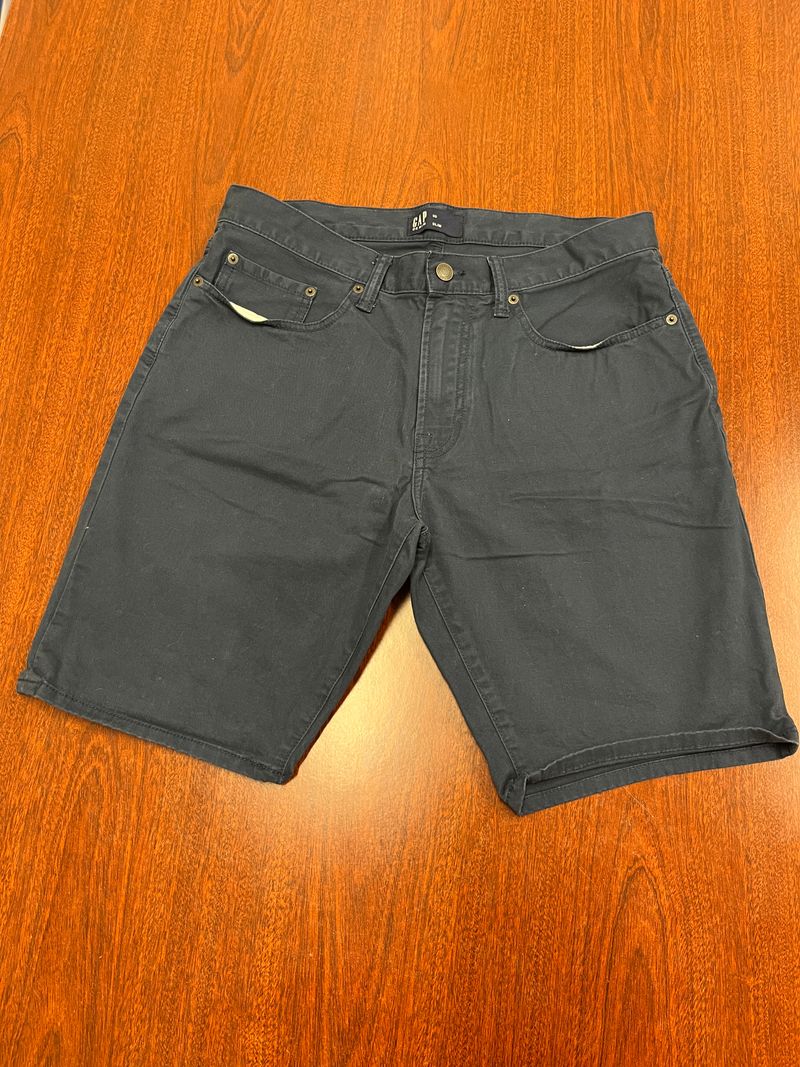 Gap Denim, 33 Slim, school uniform shorts, EUC, 2 of 2 posted 33