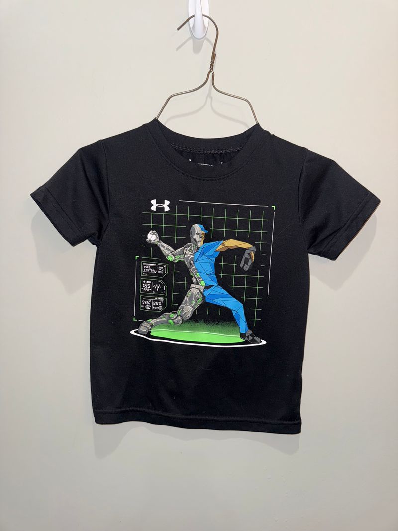 Under Armour size 4 baseball tee  4T