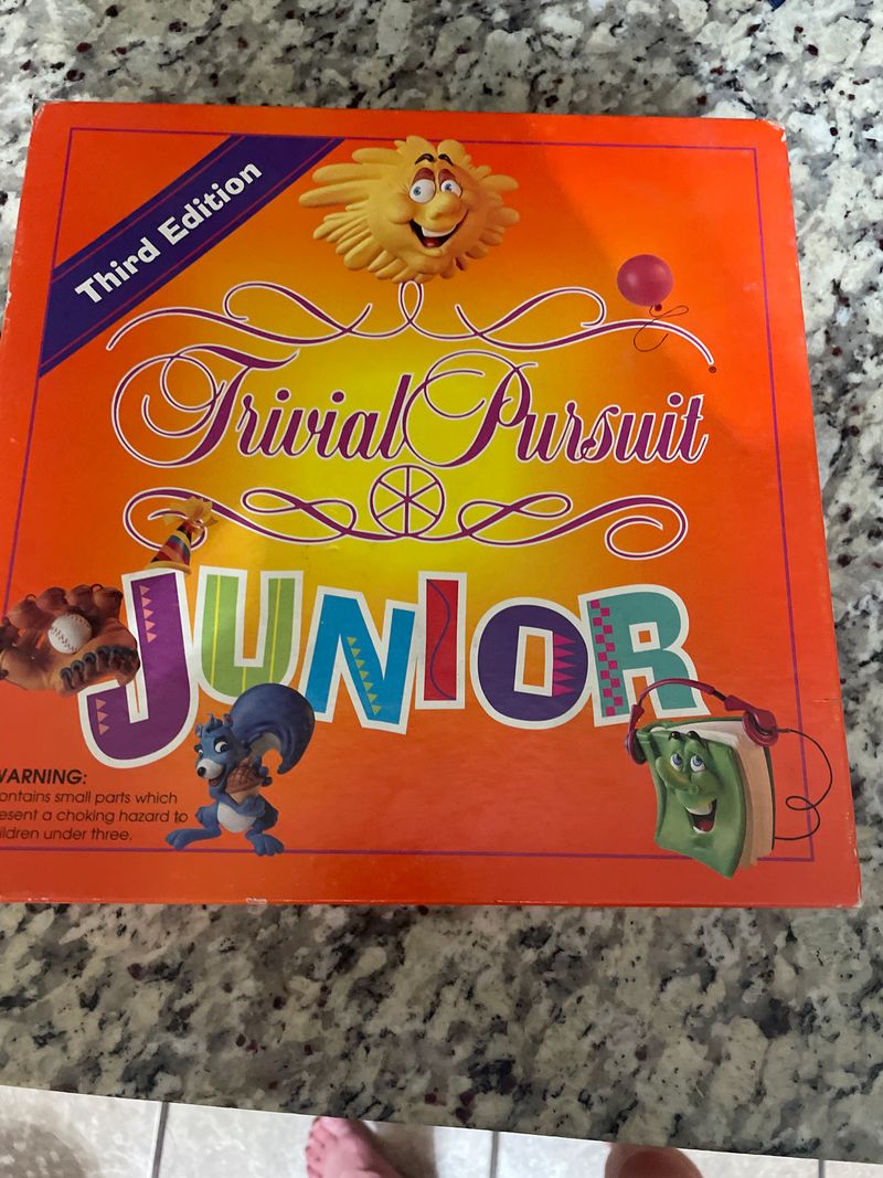 Parker brothers Junior trivial Pursuit Educational