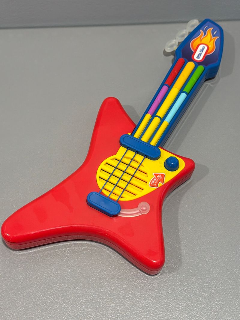 Little Tikes Pop Tunes Big Rocker guitar batteries included, works, lets jam, comp price $15 Preschool Toy