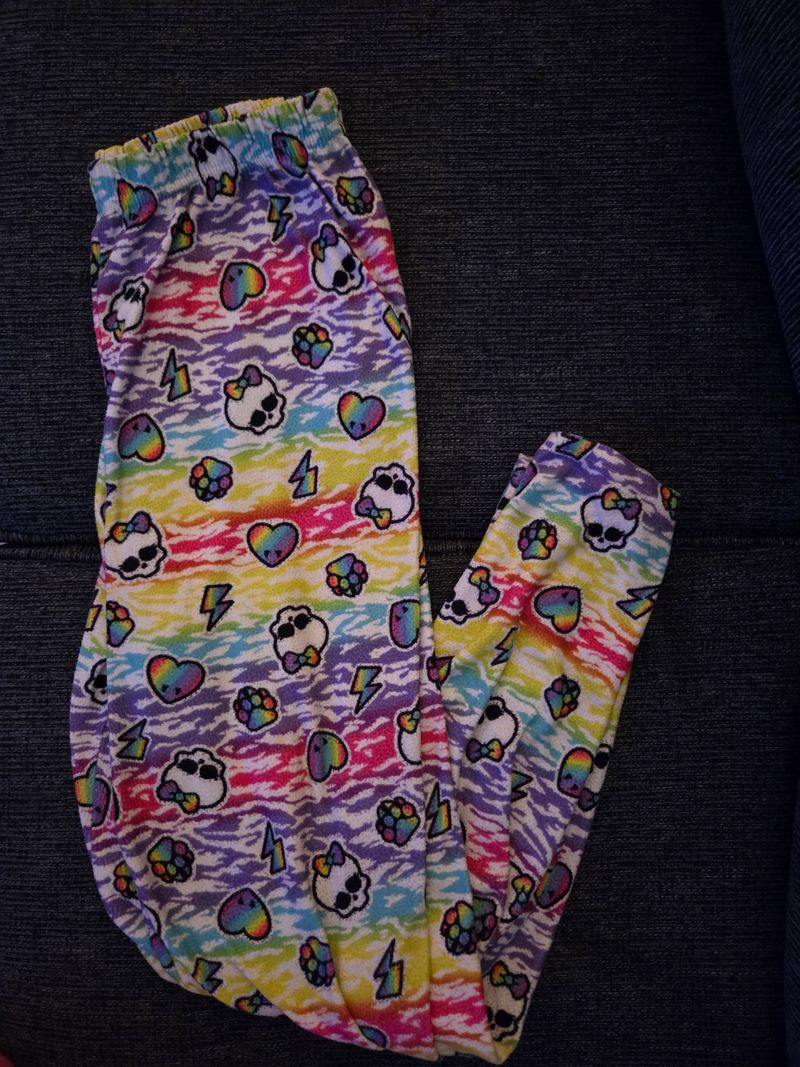 14/16 Warm pants with skulls and rainbow 14
