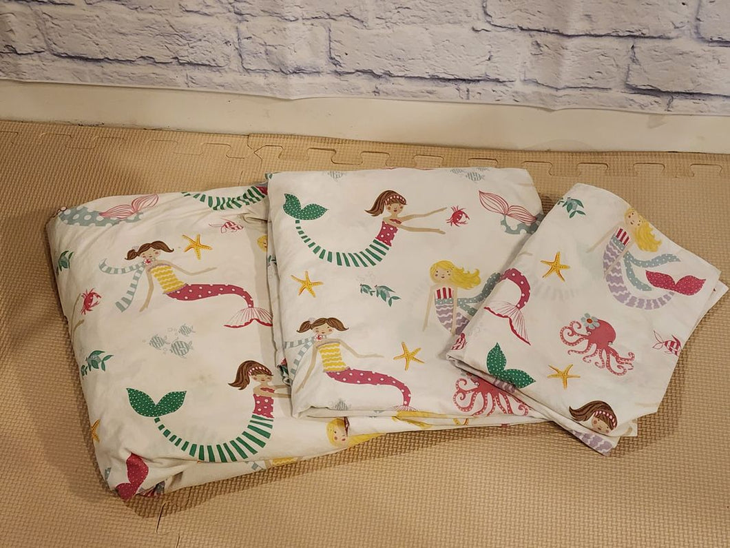 Pottery barn kids Winter mermaid twin sheet set Twin