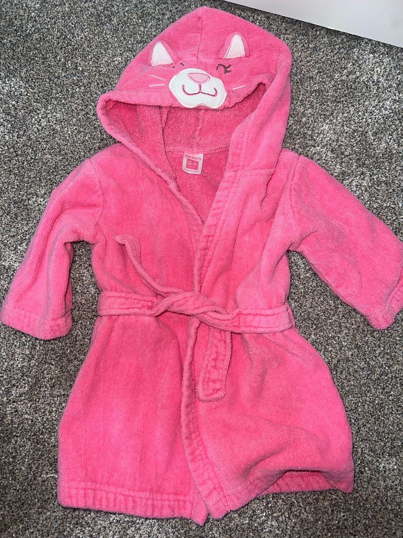 Carters 0 to 9 month cat hooded robe Newborn