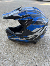 Load image into Gallery viewer, Raider Youth off road helmet
