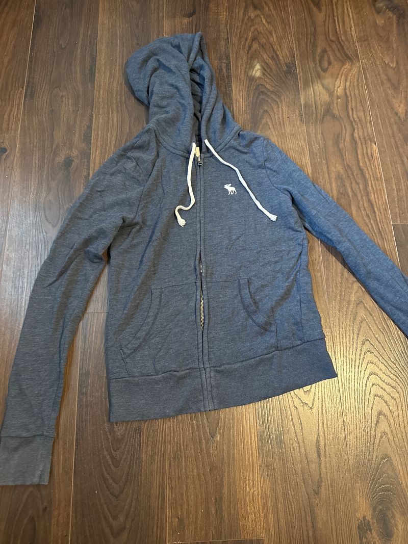 Abercrombie & Fitch Navy zip up hoodie Women's - S