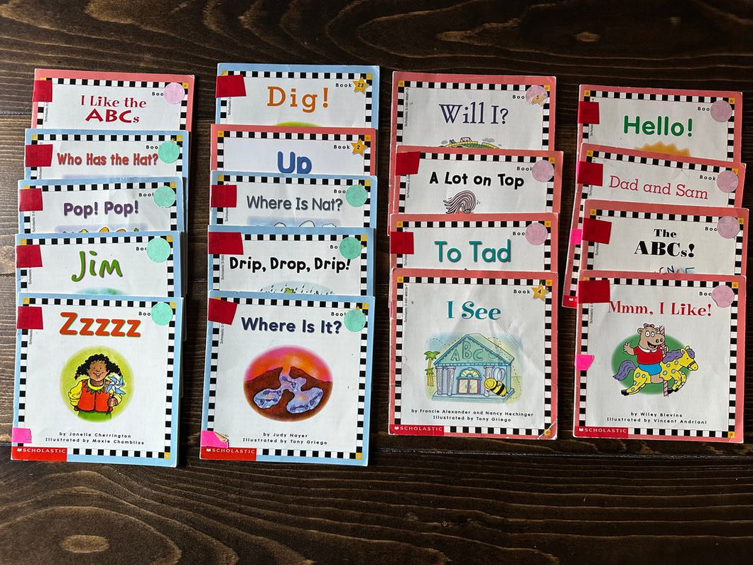 18 Scholastic Phonics Readers  Early Reader