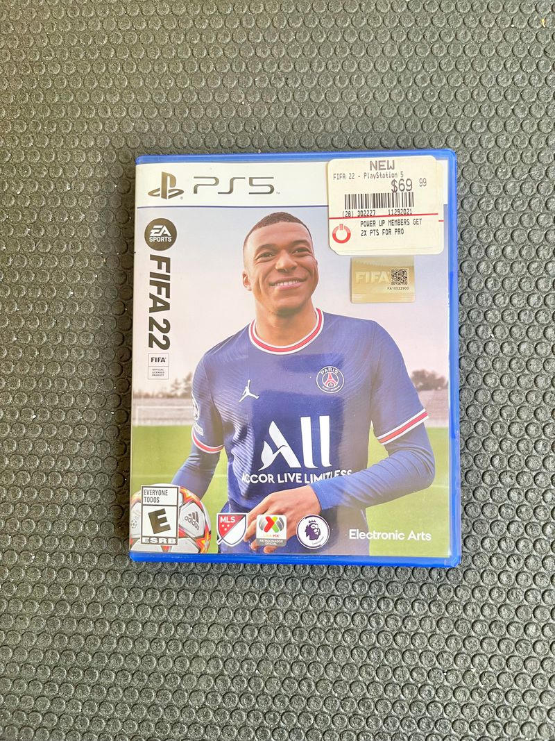 PS5 video games FIFA 22 soccer game