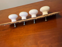 Load image into Gallery viewer, 4 knobs White with periwinkle Circle
