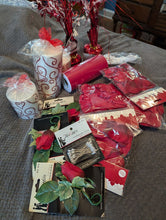 Load image into Gallery viewer, Wedding/ Valentine decorations Roses and hearts decorations wedding/ Valentine
