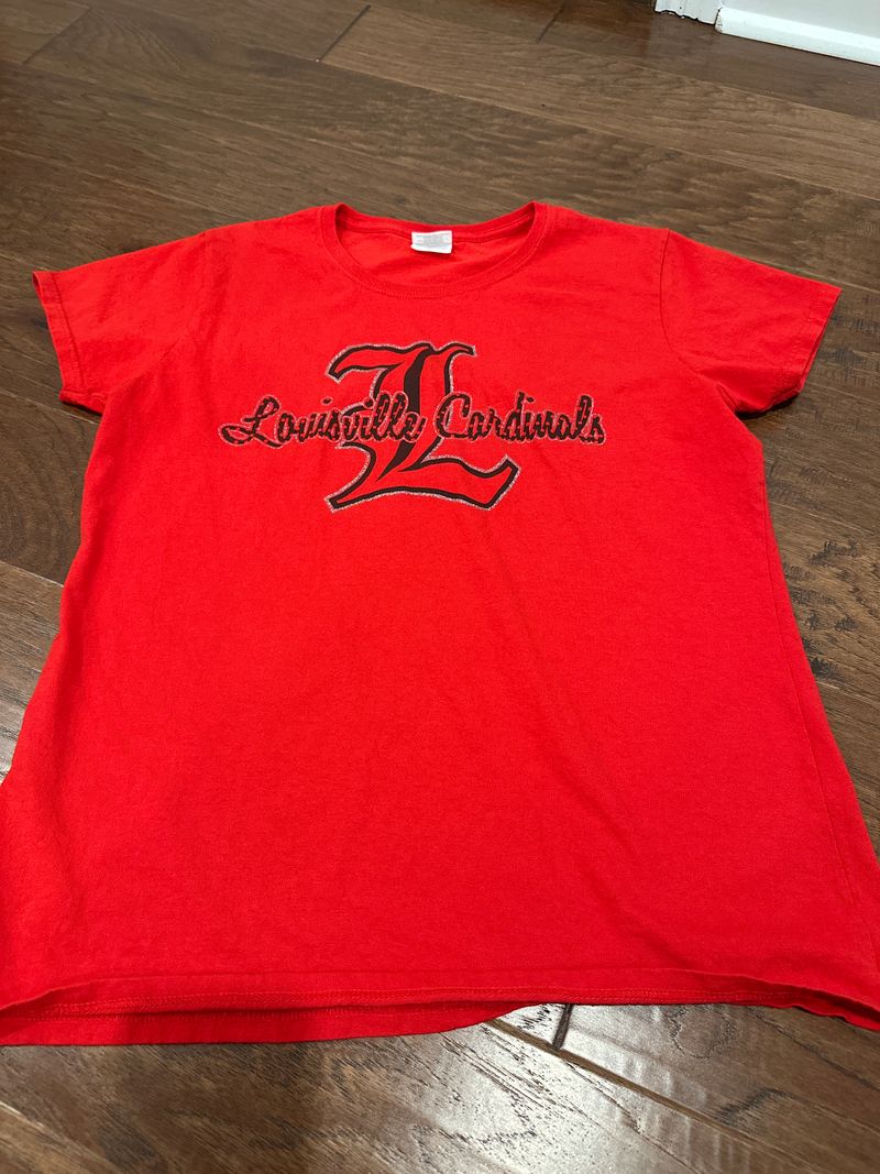 Louisville Cardinals shirt  Women's - L