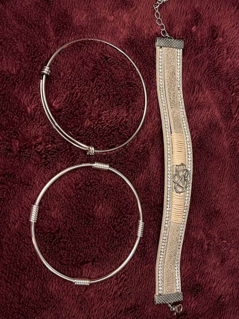 Bracelets 2 silver bangle bracelets and leather bracelet