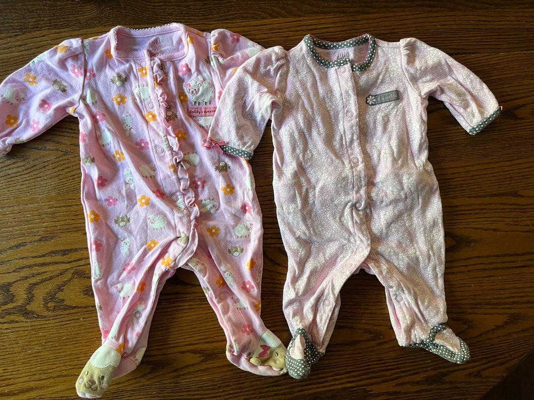 Carters Child of Mine Cotton Footed Pajamas 0-3 months 2 pjs. Says Daddys Sweetie under lamb Newborn