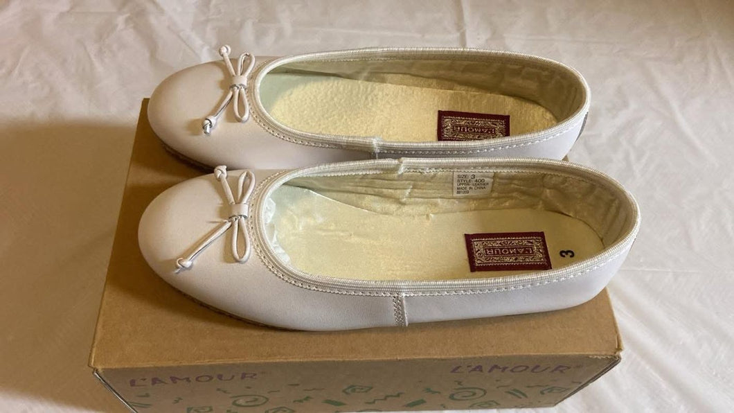 LARMOUR NIB white shoes 3 (Big Kid)