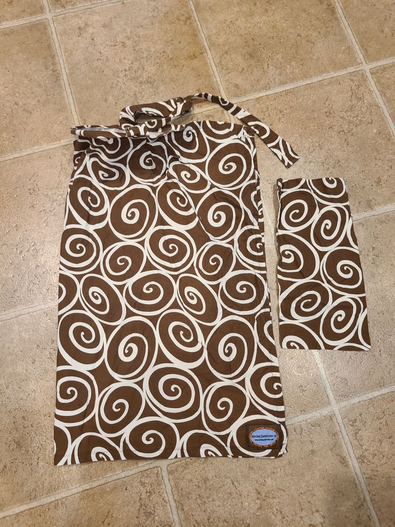 Nursing Undercover with storage pouch, brown and white swirl pattern, lightweight cotton fabric
