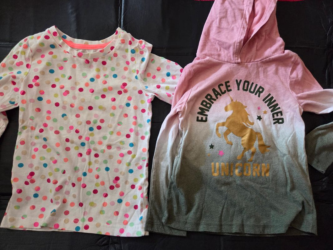 . Unicorn hoodie shirt and pokadot 4T