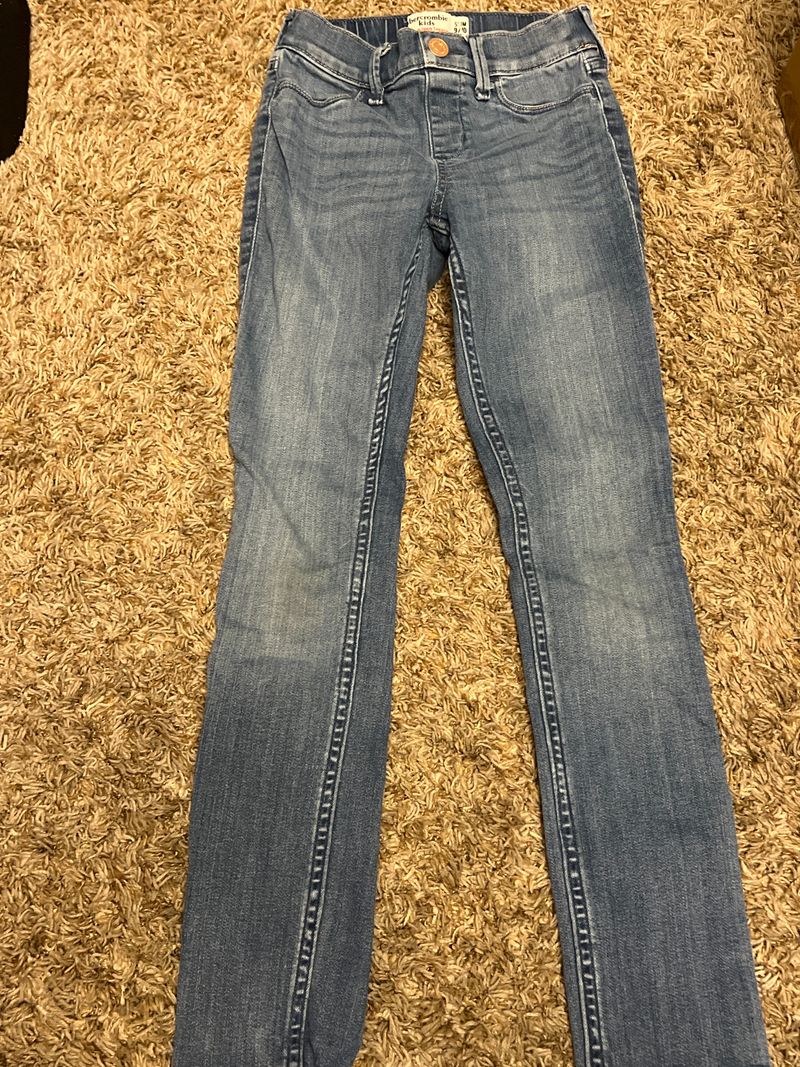 Abercrombie kids Pull in Jean leggings slim size 9/10 9