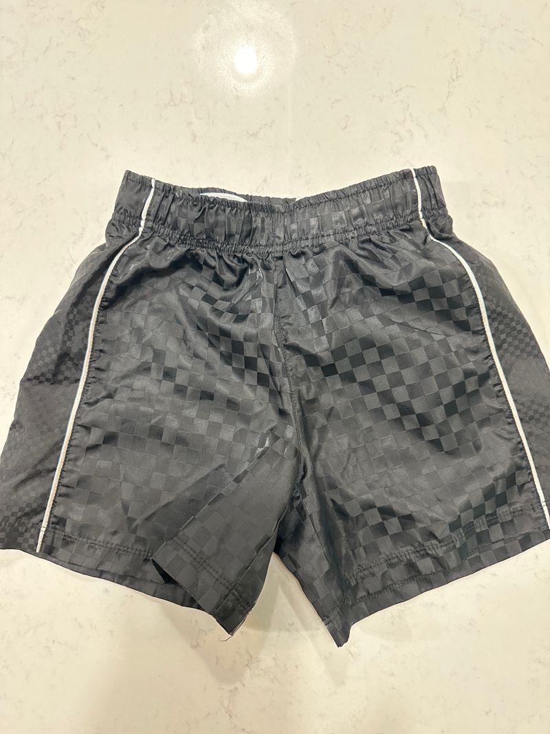 DSG soccer shorts size 6/7  6
