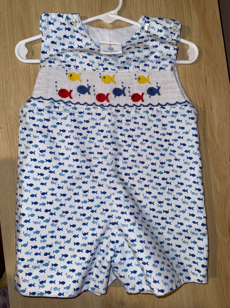 Boutique embroidered fish outfit 9 Months