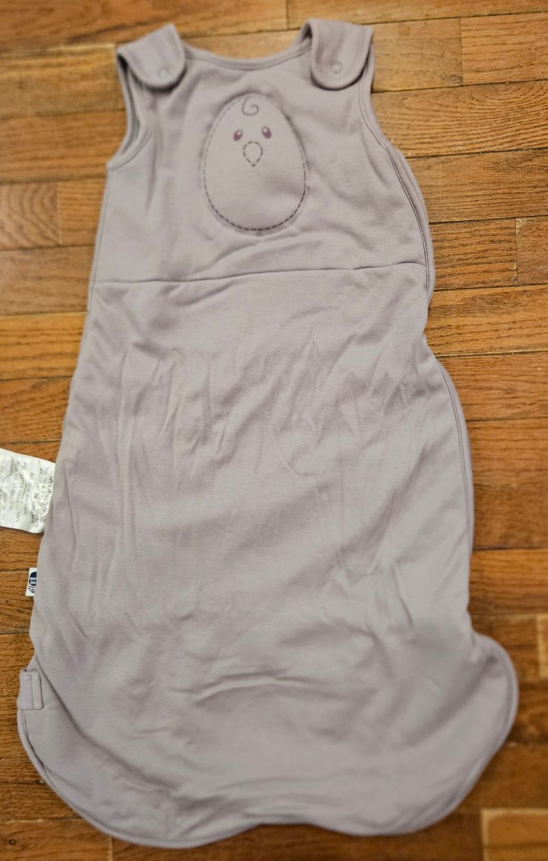 Nested bean zen sack wearable blanket, worn few ti Winter TOG2.5 lavender colored, size medium 6-15 months,16-26lbs