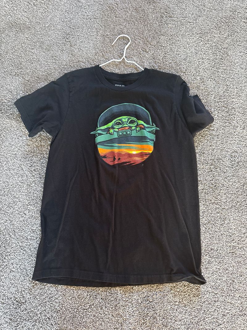 Star Wars Black babyYoda shirt 16