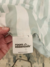 Load image into Gallery viewer, Blank/Comforter Room essentials Reversible blanket light green &amp; white. no stains. barely used Twin
