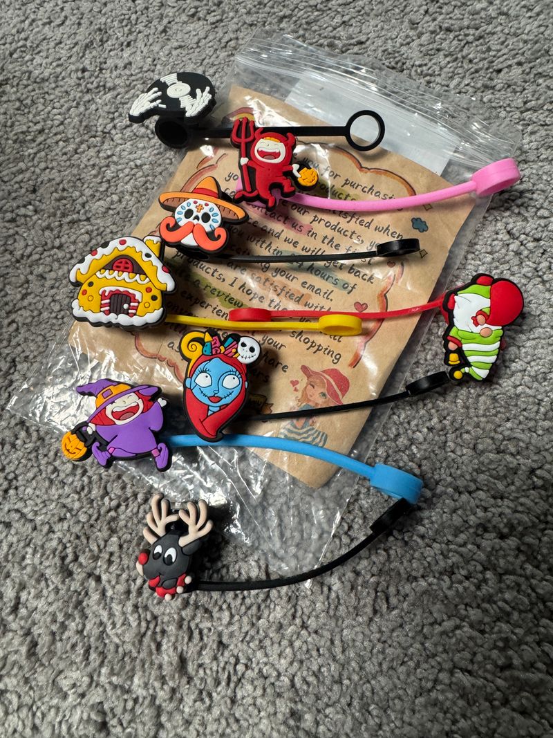 Lot of 9 Lot of 9 straw covers new