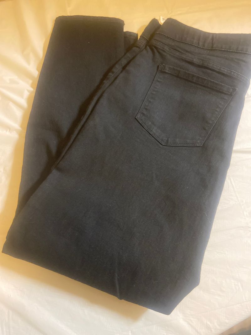 Old Navy NWT Mid Rise Super Skinny black jeans pull on Women's 16