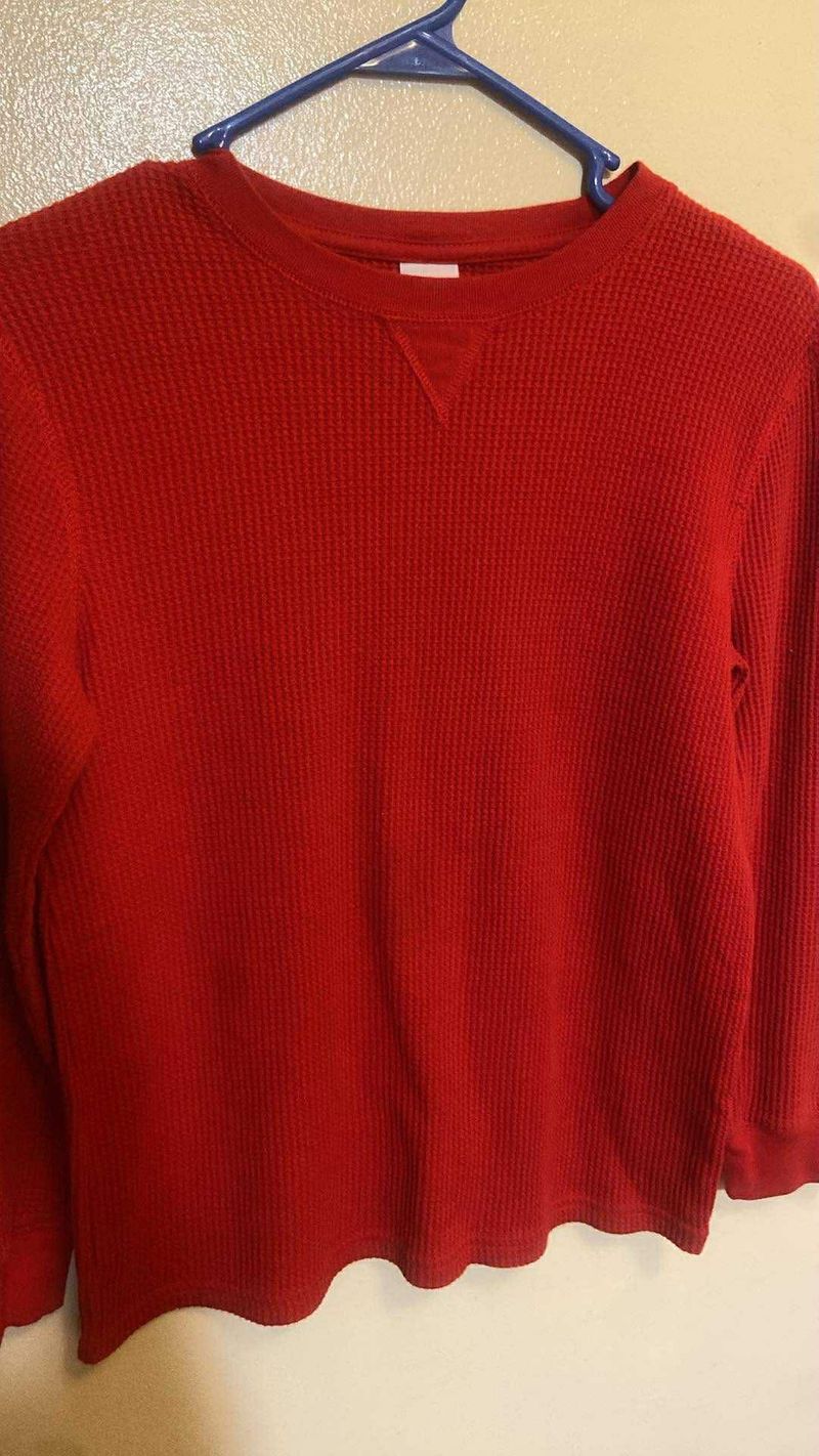 Red Long Sleeve Solid Red Long Sleeve 10/12 10