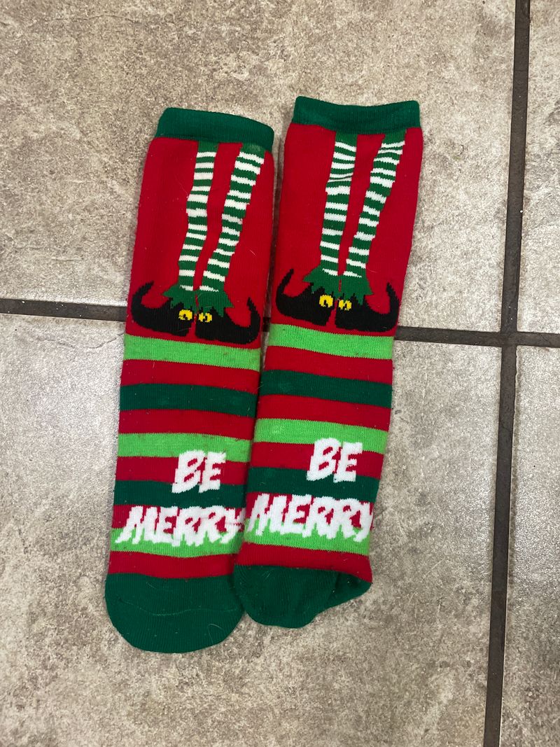 Christmas socks Be merry gripped socks