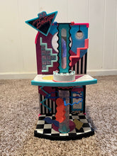 Load image into Gallery viewer, LOL Doll LOL Doll Mall with a few accessories included Dolls and Accessories
