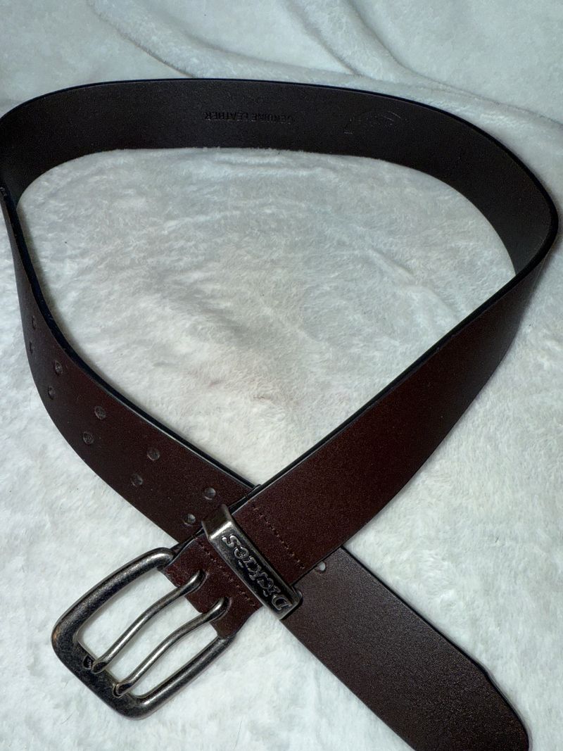 Dickies size 32 Brown belt dont think my son wore but a few times Men's - M